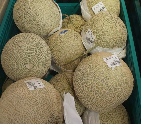 マスクメロンはイオンなどのスーパーで販売されています